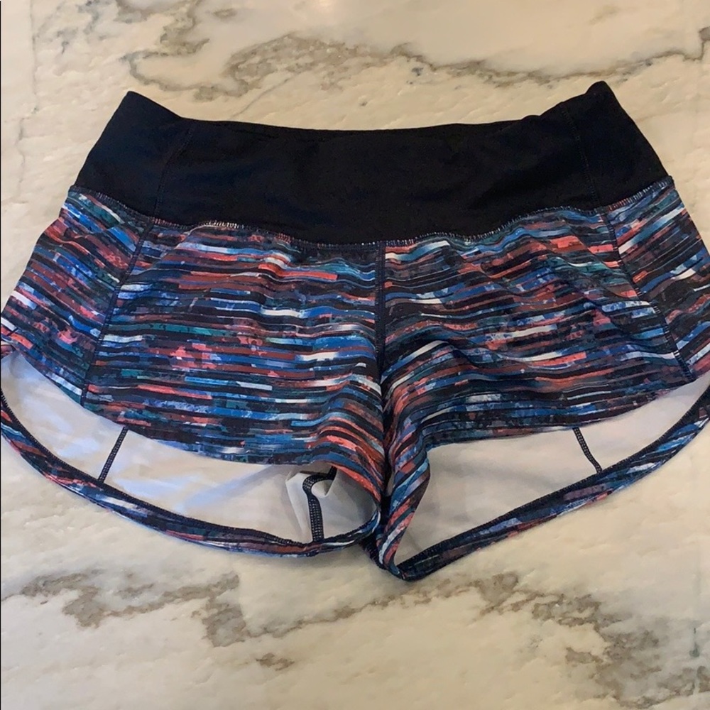 Lululemon Speed Up Shorts 2.5”